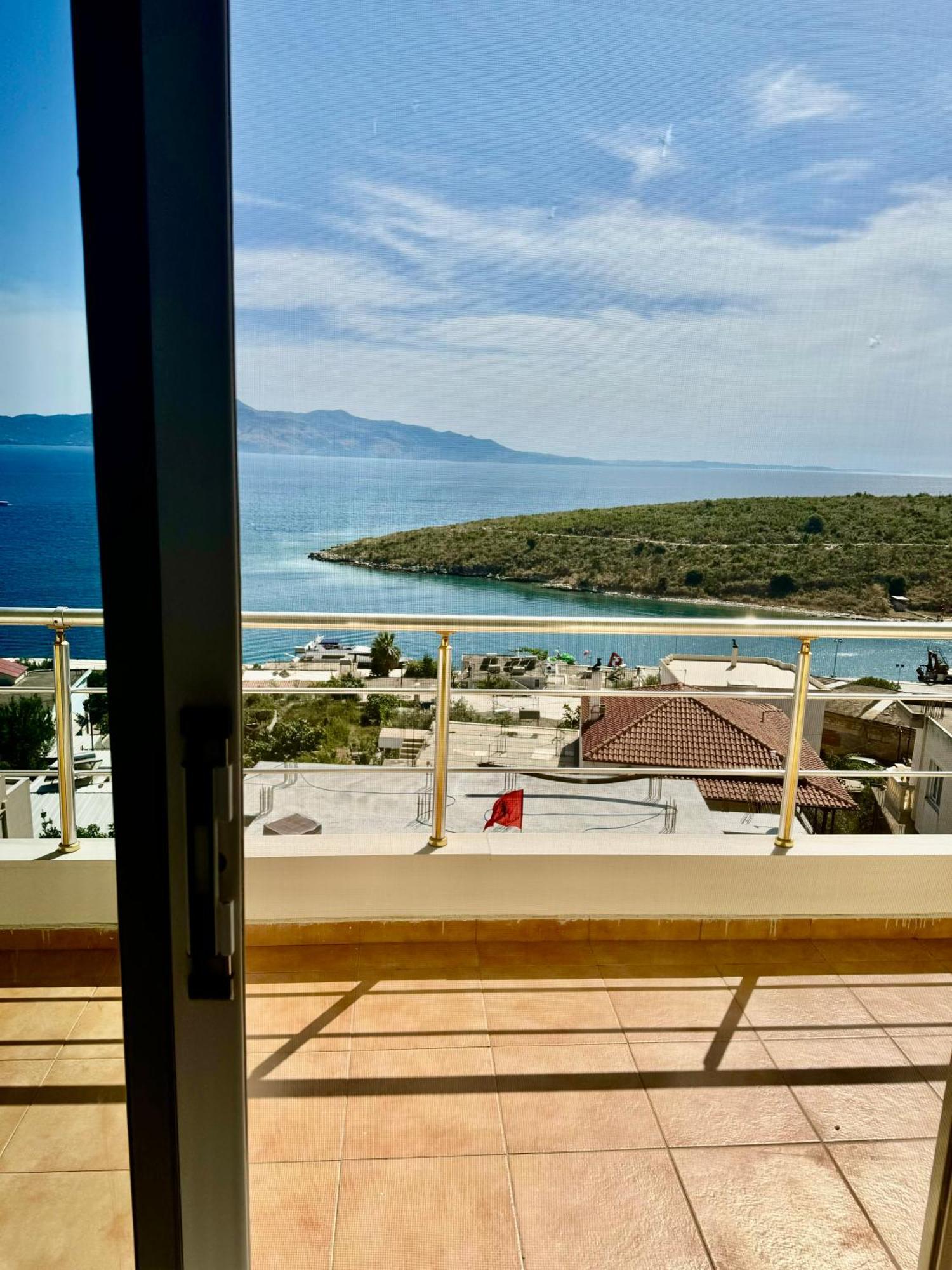Comfy Blue Sarande Lägenhet Exteriör bild